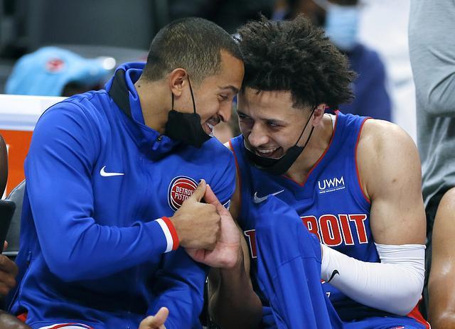  活塞坎宁安当选月最佳新秀球员  