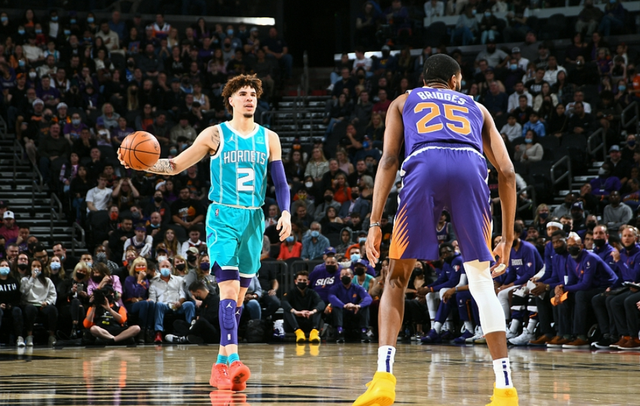  布克爆砍四十一分太阳碾压开拓者稳居西部前四位置